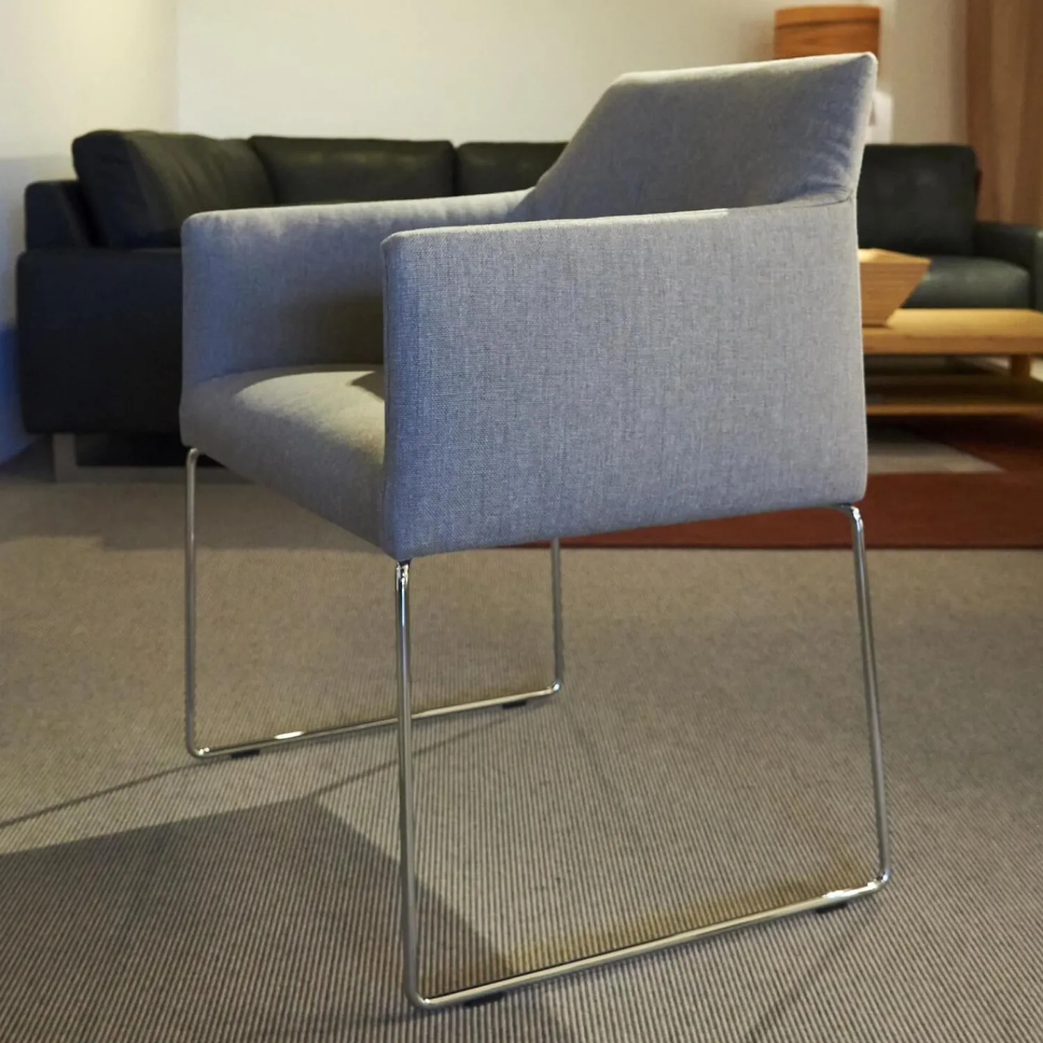 Violetta Stuhlsets|4er Set Stuhl Trient Stoff 10 113 London Dess Milchkaffe Grau Weiß Gestell Chrom Glanz