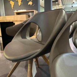 Tonon Stuhlsets|4-er Set Stuhl UP Leder Tender 602 Braun Holzfüße Nussbaum Geölt