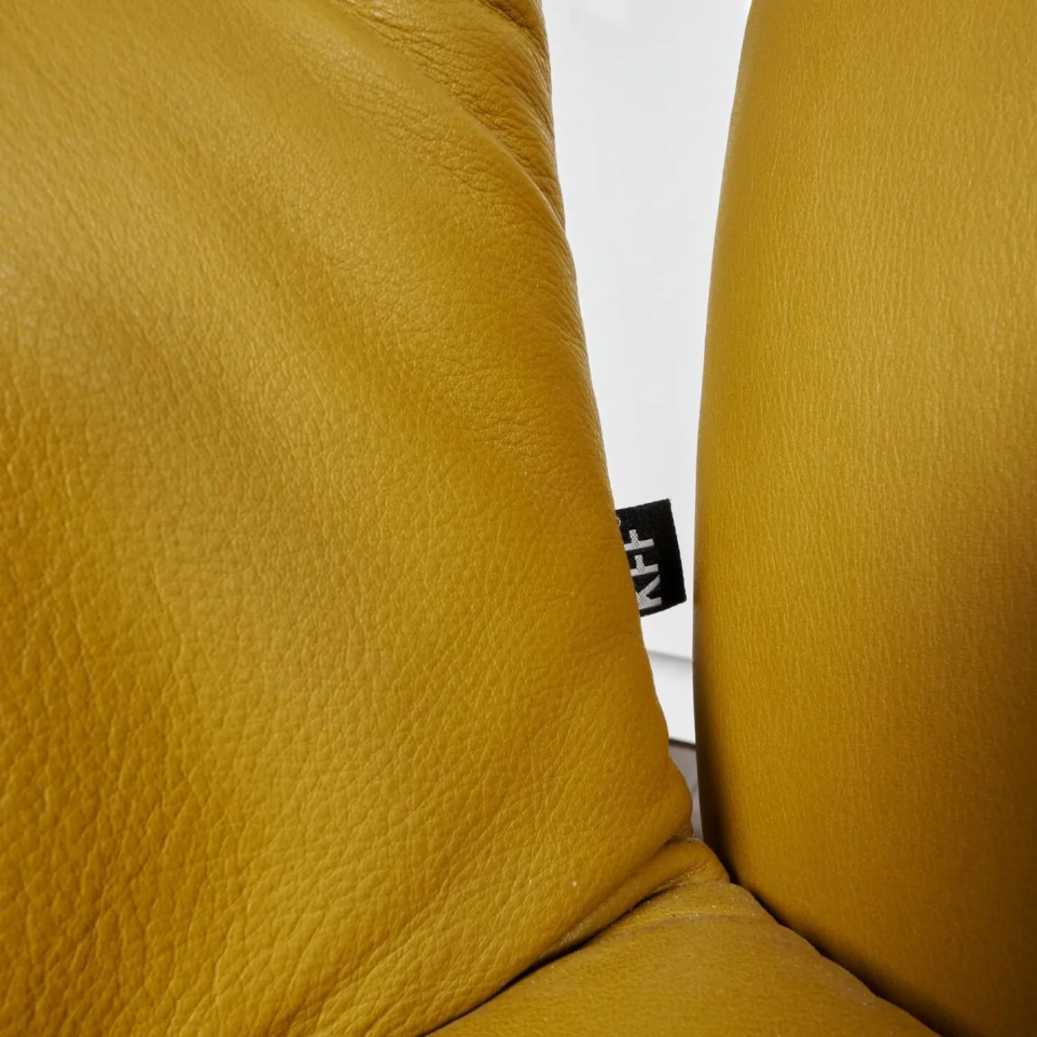 KFF Stuhlsets|2-er Stuhlgruppe Arva Light Mit Armlehne Leder Sauvage Citrin 8118 Drahtkufe Schwarz