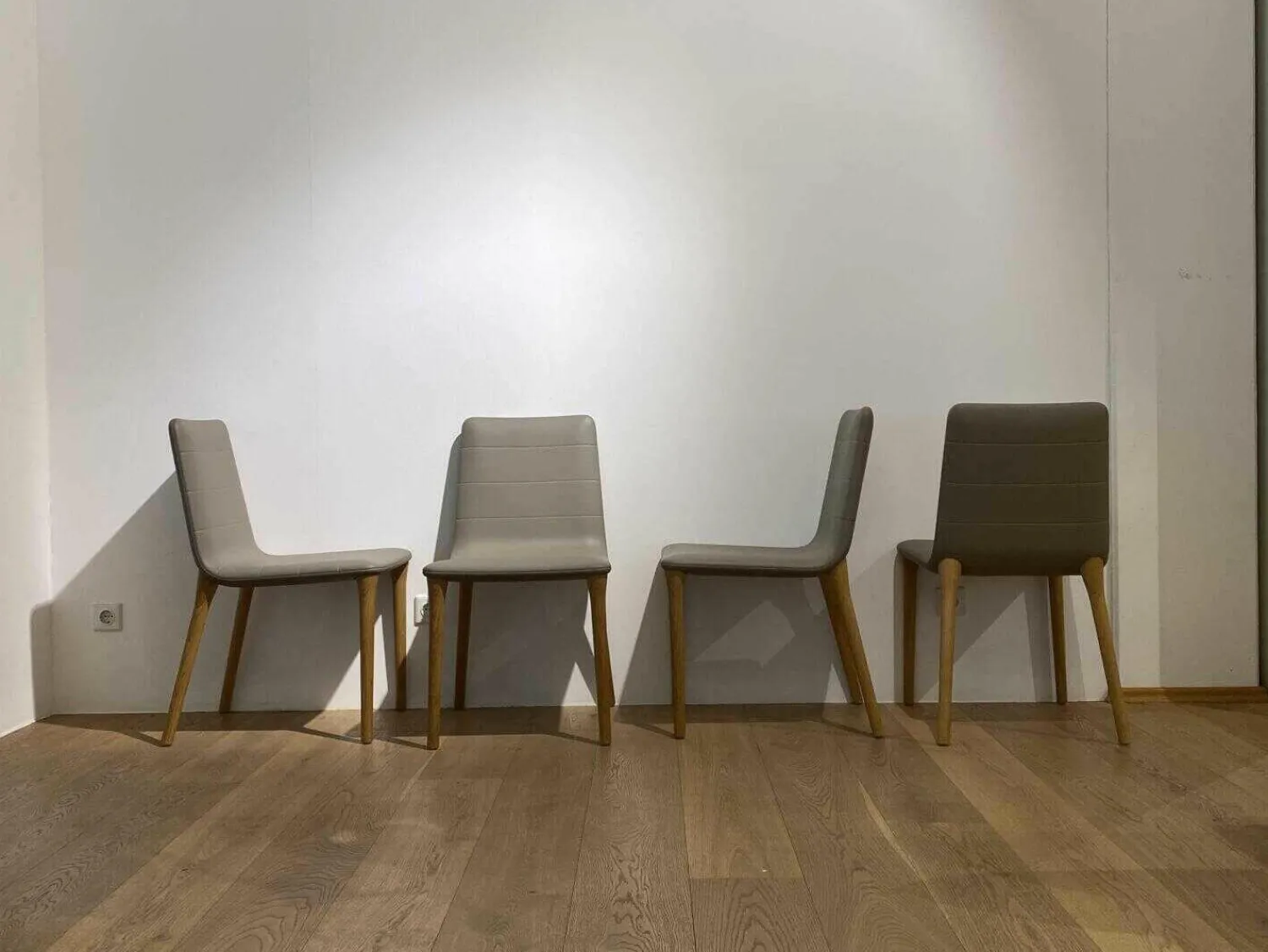 Tonon Stuhlsets|4-er Stuhlgruppe Pit x16 Grau Füße Holz Lackiert