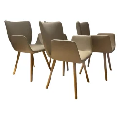 Scholtissek Stuhlsets|4er-Set Armlehnpolsterstuhl Kasaar Leder Prestige M 131 Kiesel Gestell Eiche Puro Geölt