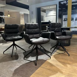 KFF Stuhlsets|4er-Set Armlehnstuhl Arva Leder Sauvage Schwarz 4 Fuß Stern Gestell Struktur Schwarz Drehbar