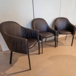 Freifrau Stuhlsets|3er-Set Armlehnstuhl Celine Leder Sahara Canelo 60015 Braun Gestell Stahl Schwarz