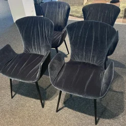 Draenert Stuhlsets|4er-Set Armlehnstuhl Dexter Vorne Stoff Charmelle Cloud Blau Rücken Leder I 89001 Schwarz Gestell Stahl Schwarz