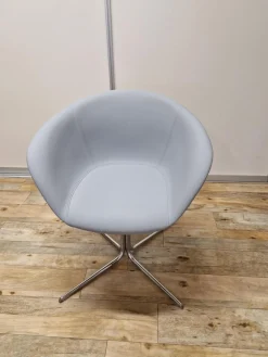 Arper Stuhlsets|6er-Set Armlehnstuhl Duna 02 Kunstleder Valencia Spradling VL04.045 Grau Spinnenfuß Cro Stahl Verchromt Drehbar