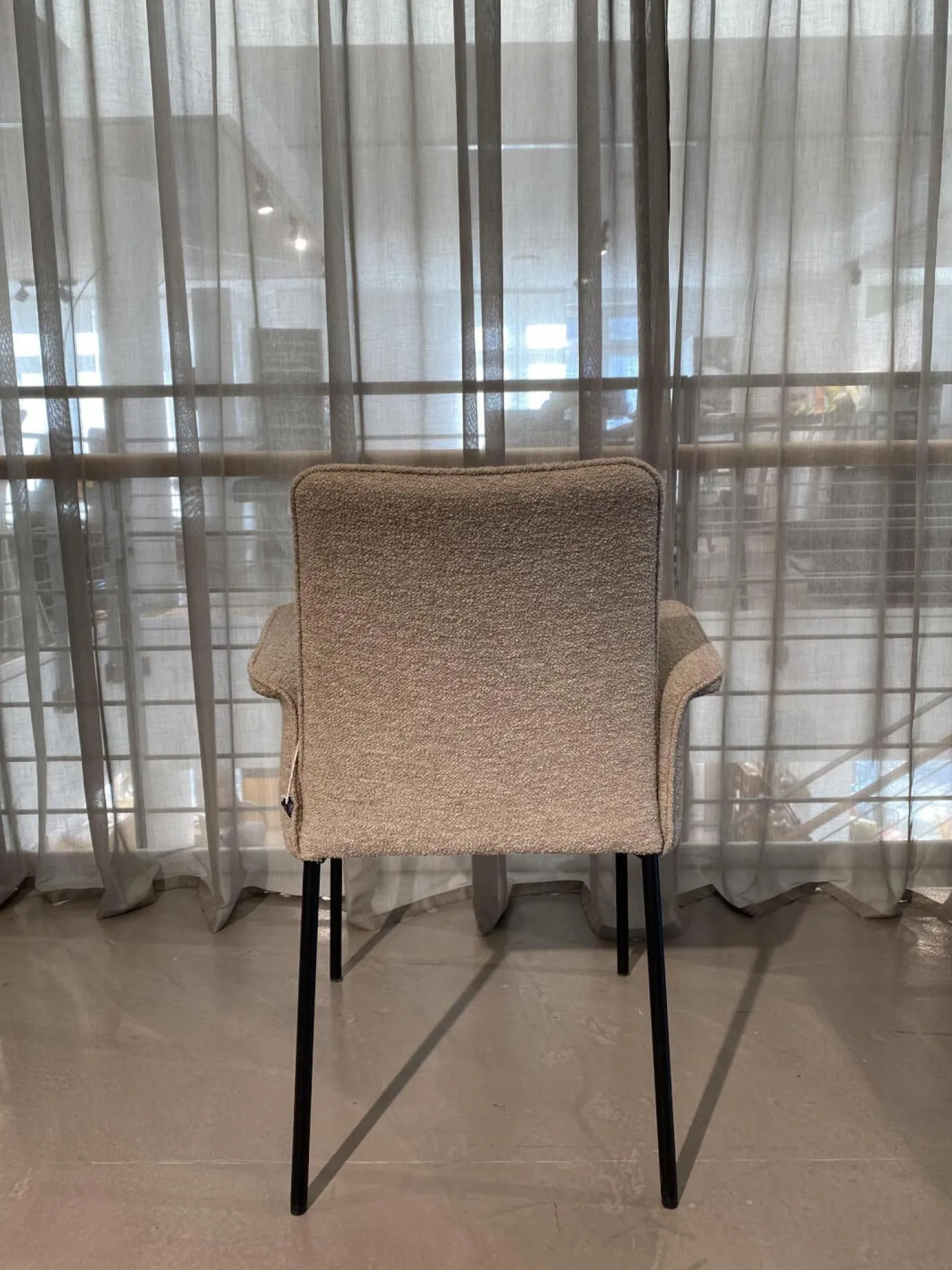 Christine Kröncke Stuhlsets|4er-Set Armlehnstuhl Jaro 200 Stoff 071 Ash Beige Grau Gestell Schwarz Gepulvert