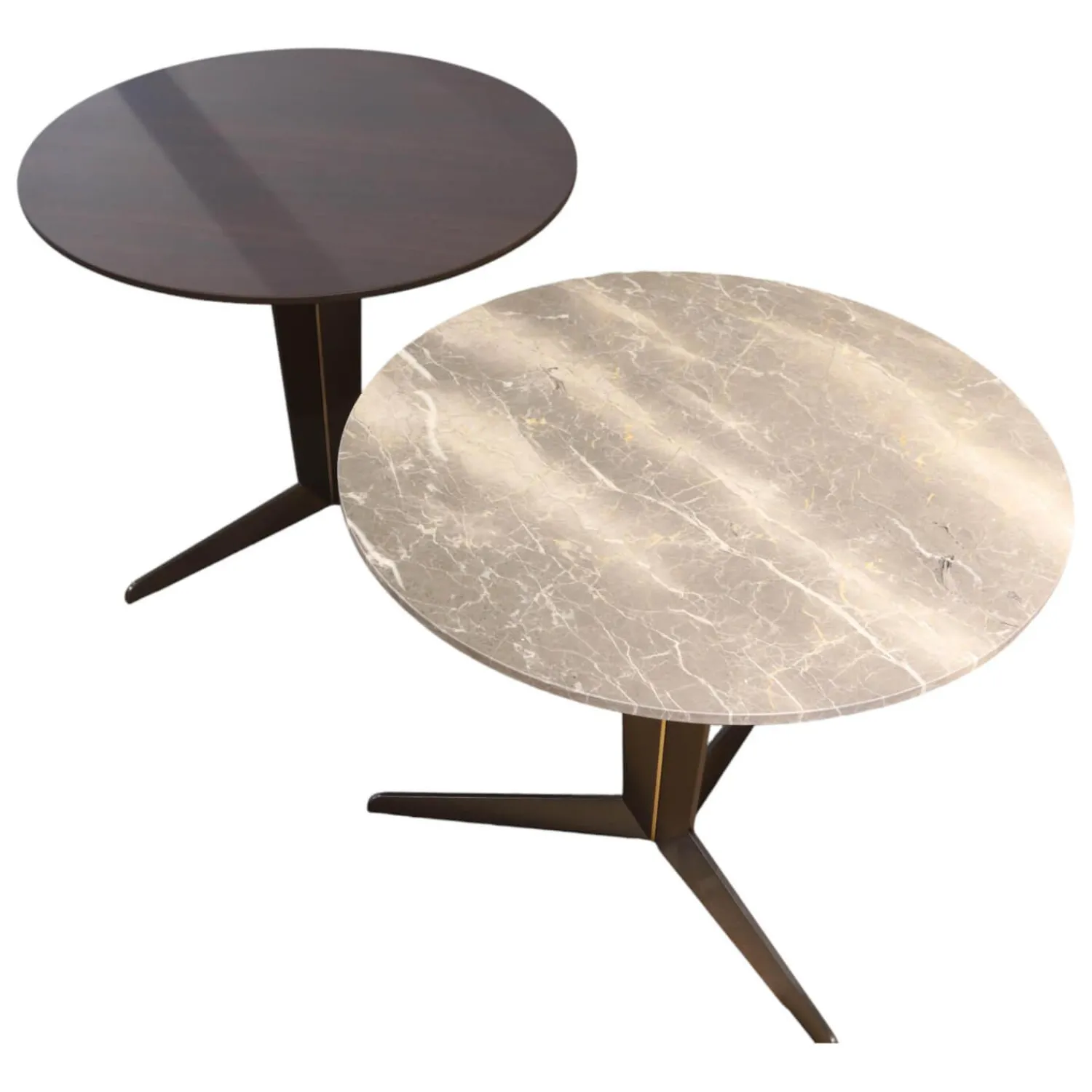 Molteni & C Beistelltische|2er-Set Beistelltisch Attico Runde Platte Holz Eukalyptus Gestell Zinnfarbig Und Mattiertes Messing