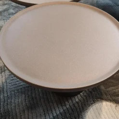 Molteni & C Beistelltische|2er-Set Beistelltisch Louisa Mit Zwei Tischplatten Und Zwei Tischfüßen Zement Asche Grau Gestell Zinnfarbig