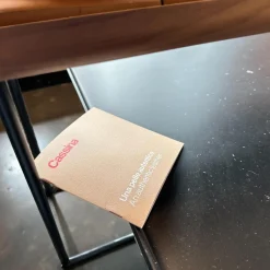 Cassina Beistelltische|2er-Set Beistelltisch Torei Platte Amerikanischer Nussbaum Und Marmor Marquina Schwarz Gestell Metall Schwarz