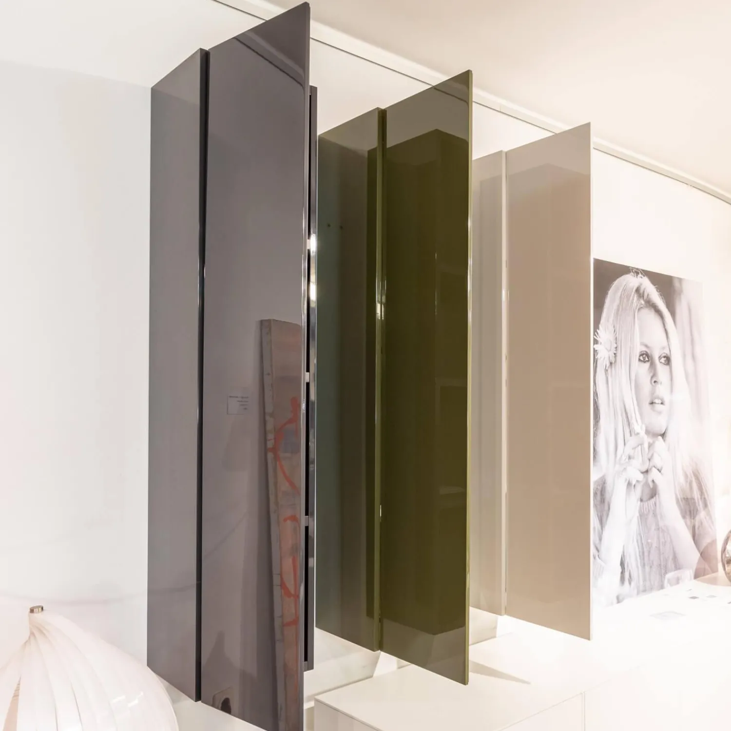 Piure Kommoden & Sideboards|3er-Set Schrank Horizon Flöte Hängend Lack Hochglanz Light Grey Forest Und Dark Grey