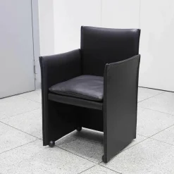Cassina Stuhlsets|2er-Set Sessel Break 401 14 Leder 13 mit Rollen