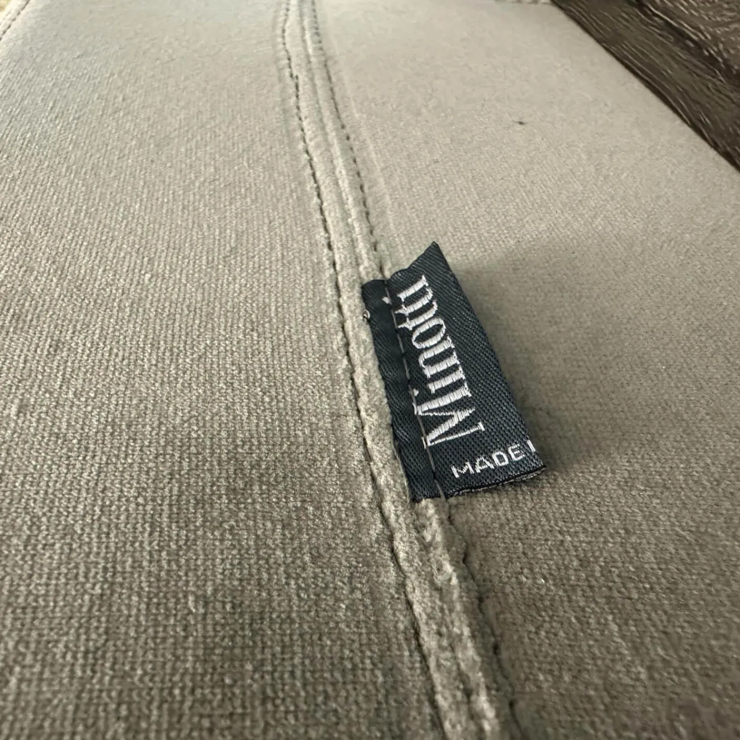 Minotti Stuhlsets|2er-Set Sessel Creed Lounge Stoff Hunt 08 Fumo Grün Beine Sucupira Massiv Nerzfarbig Getönt Schwarz