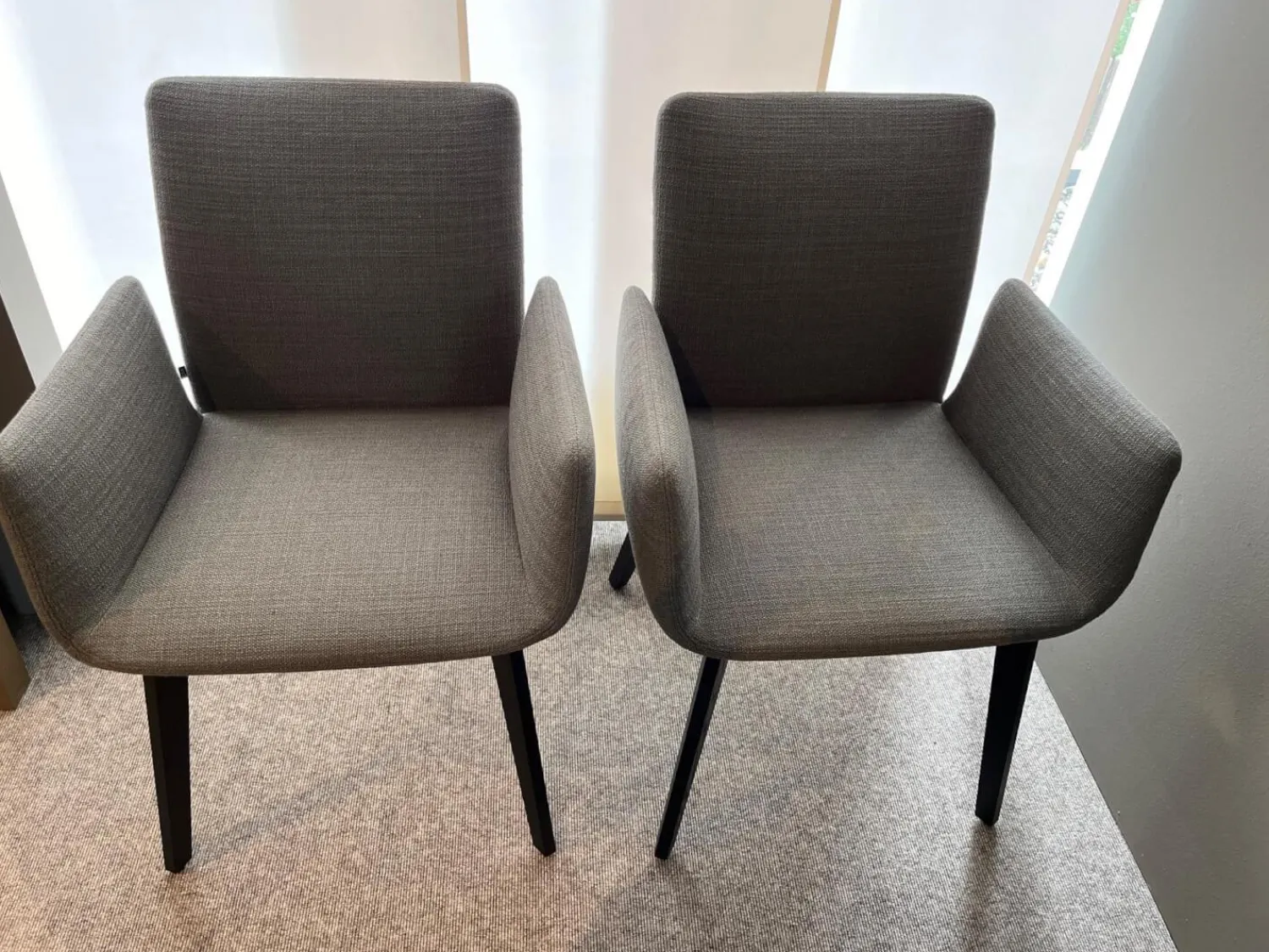 COR Stuhlsets|2er-Set Stühle Jalis Stoff 7145 Taupe Grau Gestell Massivholz Schwarz Geölt