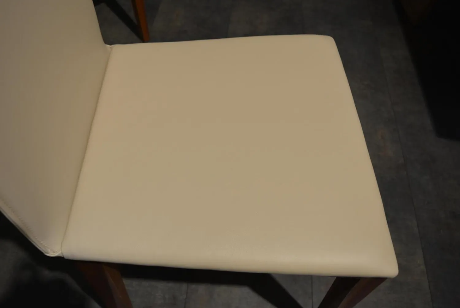 Scholtissek Stuhlsets|4er-Set Stühle Sando 2 Leder Altweiß Gestell Nussbaum Natur Geölt