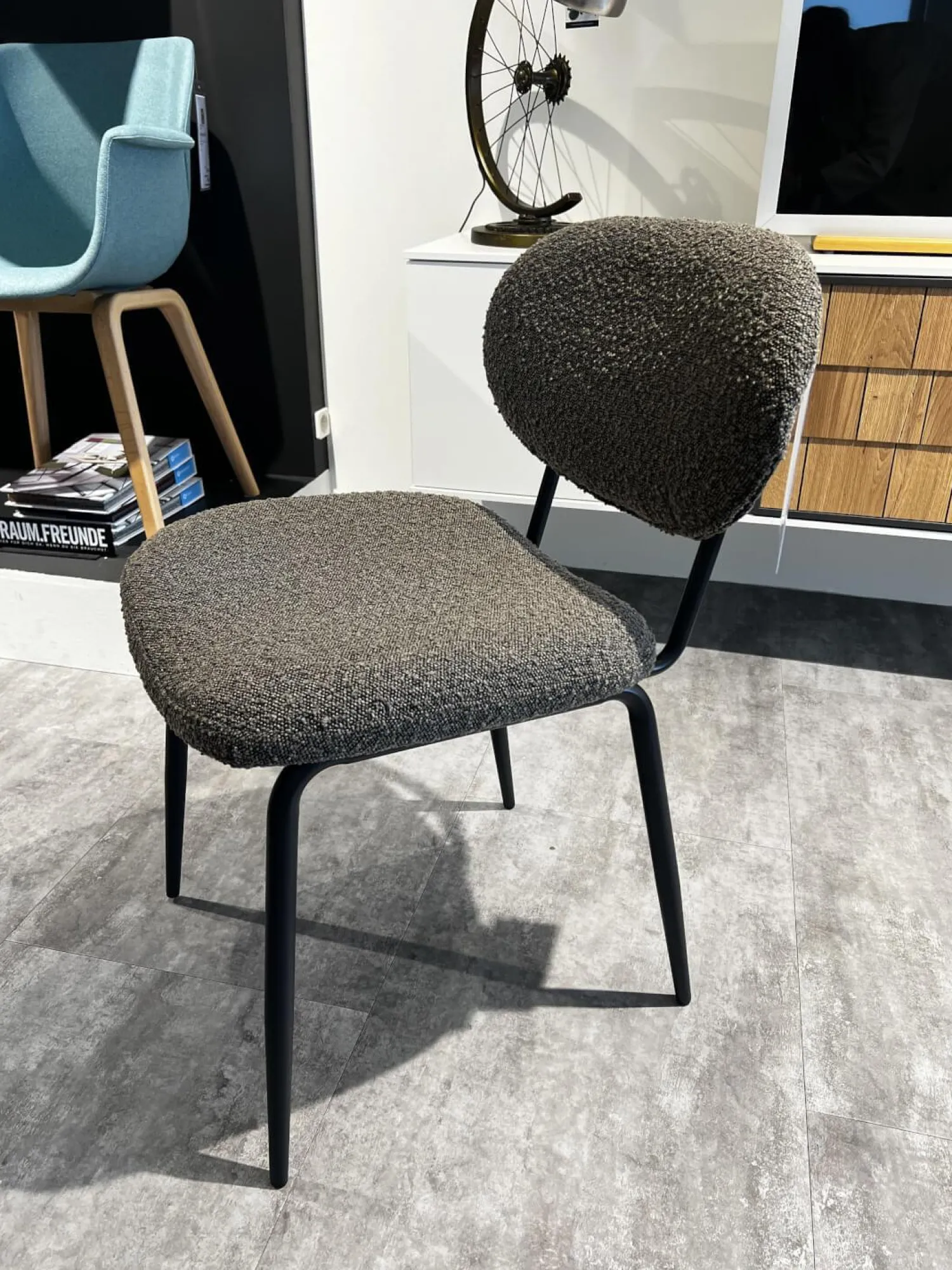 Raum.Freunde Stuhlsets|6er-Set Stuhl Bouc Stoff Ascot Mouse Grau Schwarz 4 Fuß Schwarz Pulverbeschichtet