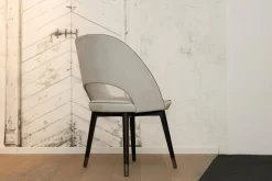 Baxter Stuhlsets|4er-Set Stuhl Colette Bezug Leder Kashmir Nuage Hellgrau Gestell Buche Wengefarben Gebeizt