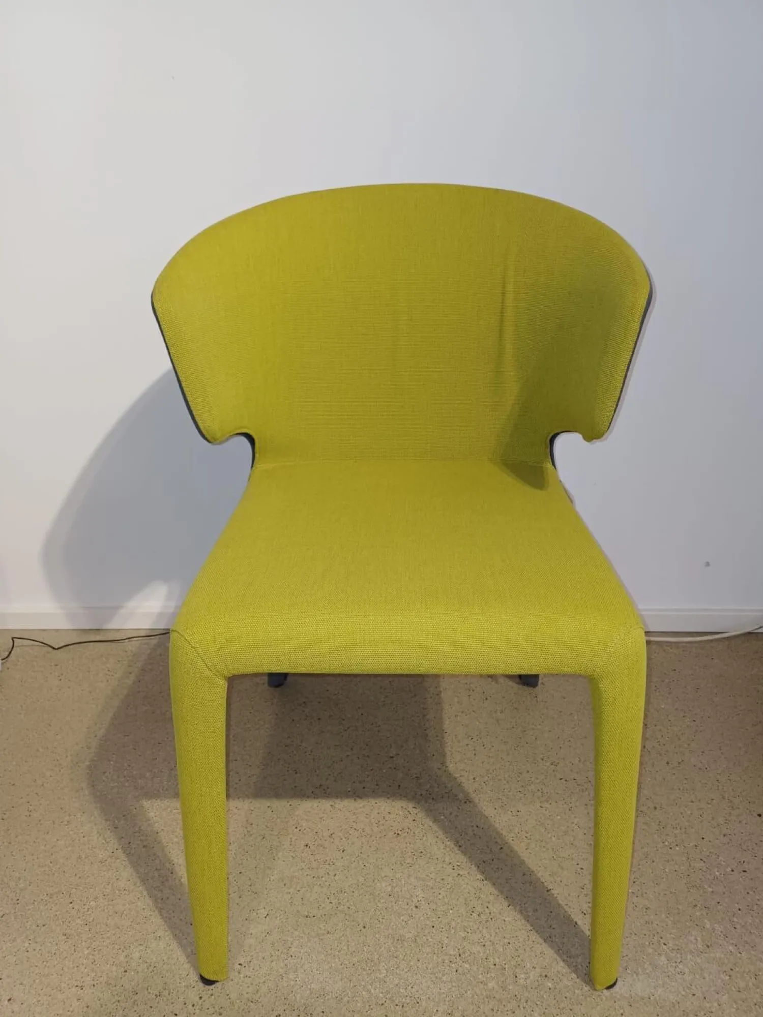 Cassina Stuhlsets|4er-Set Stuhl Hola Außen Leder 13X267 Grau Innen Stoff 13K550 Gelb Grün