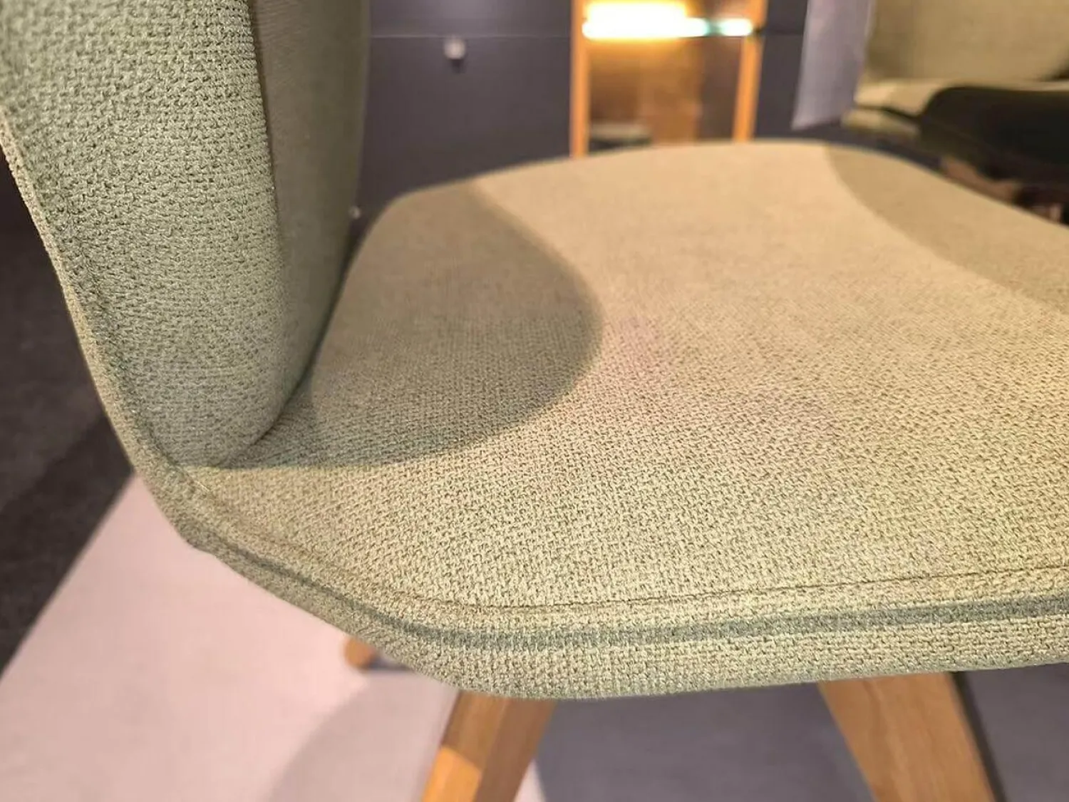 Niehoff Stuhlsets|4er-Set Stuhl Linea Dining Trend Time Stoff Malera L Olive Grün Gestell Wildeiche Geölt Fest