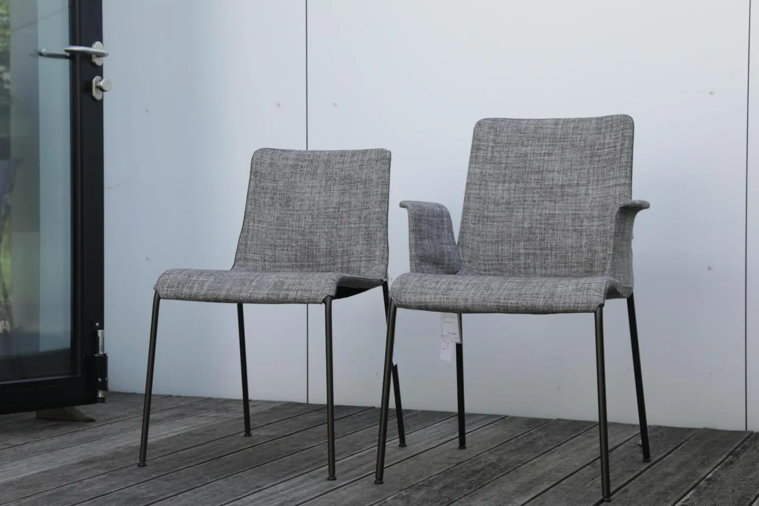 Walter Knoll Stuhlsets|2er-Set Stuhl Liz Mit Und Ohne Armlehne Stoff TAO 7734 Grau Gestell Stahl Pulverbeschichtet
