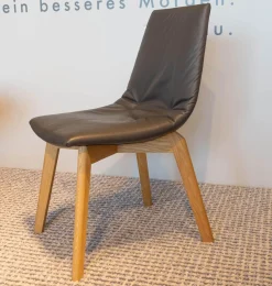 Team 7 Stuhlsets|4er-Set Stuhl Lui Leder L1 Schwarzbraun Gestell Eiche Naturöl