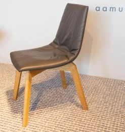 Team 7 Stuhlsets|4er-Set Stuhl Lui Leder L1 Schwarzbraun Gestell Eiche Naturöl