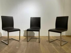 Girsberger Stuhlsets|3er-Set Stuhl Lynn B106 Leder Donna Mokka 5000 Braun Gestell Edelstahl
