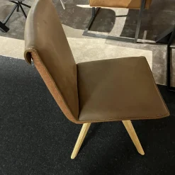 Koinor Stuhlsets|2er-Set Stuhl S1250 S3V Schemel 9 Massiv Wildeiche Natur 2207 Bezug Leder A India Musk Stoff 16 London 39 Schale S3