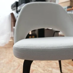 Knoll International Stuhlsets|6er-Set Stuhl Saarinen Kollektion Relax Bezug Stoff Dream 201DR Ivory Creme Stuhlbeine Eiche Ebenholz Gebeizt