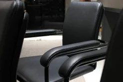 Tecta Stuhlsets|4er-Set Stuhlgruppe D14 Leder PG I Schwarz Gestell Stahlrohr Schwarz Pulverbeschichtet