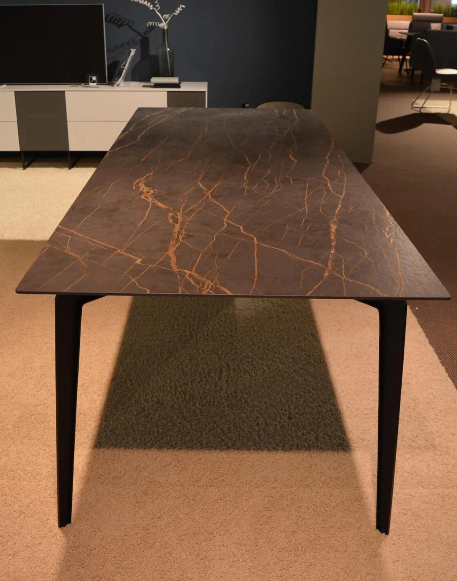 WK Wohnen Esstische|Essgruppe 812 Verkehrsschwarz Mit Stühlen 732 Leder 1 Nero