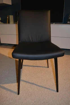 WK Wohnen Esstische|Essgruppe 812 Verkehrsschwarz Mit Stühlen 732 Leder 1 Nero