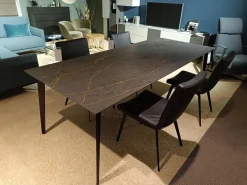 WK Wohnen Esstische|Essgruppe 812 Verkehrsschwarz Mit Stühlen 732 Leder 1 Nero