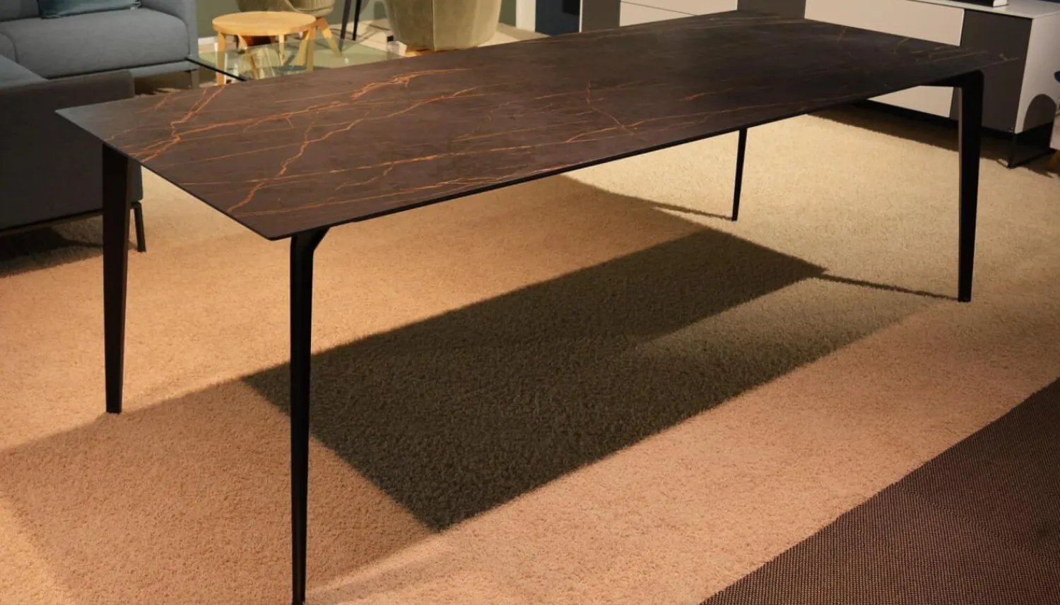 WK Wohnen Esstische|Essgruppe 812 Verkehrsschwarz Mit Stühlen 732 Leder 1 Nero