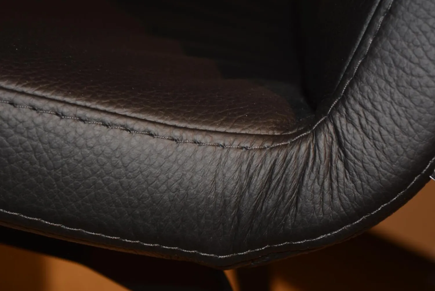 WK Wohnen Esstische|Essgruppe 812 Verkehrsschwarz Mit Stühlen 732 Leder 1 Nero