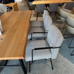 Bert Plantagie Essgruppen|Esstische|Essgruppe Berck Anise Aster Brown Eiche Astig Geölt Leder Twilight Anthrazit Gestell Lack Verkehrsschwarz