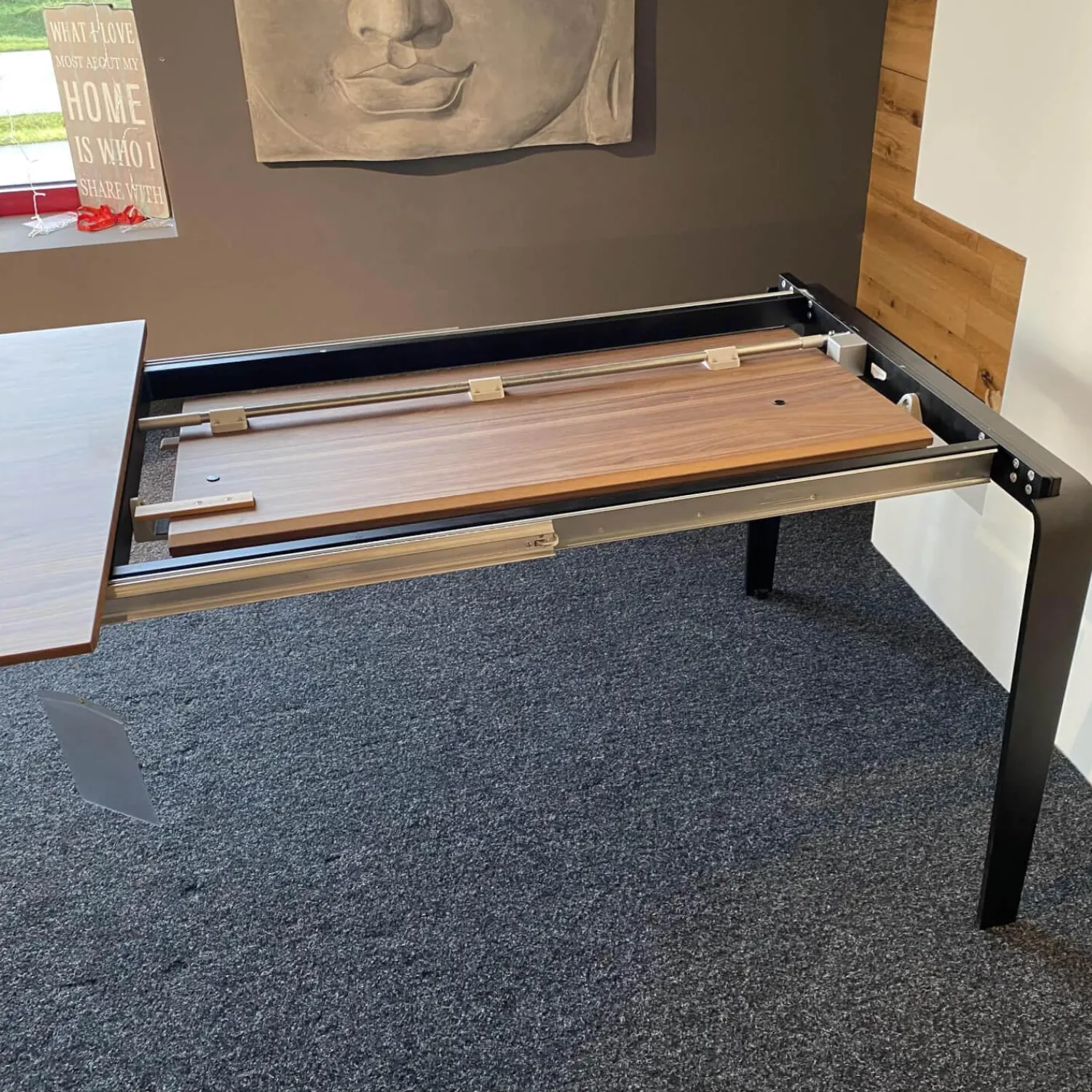 Gwinner Essgruppen|Essgruppe ET524 Kaia Tisch Nussbaum Natur mit 6 Stühle