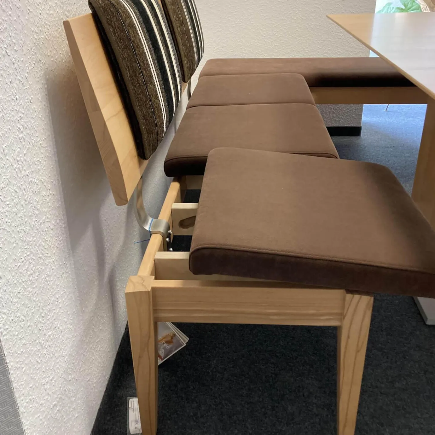 Schösswender Essgruppen|Essgruppe Modell Multisit mit 1 Säulentisch 2 Bänke 2 Stühle mit Funktion