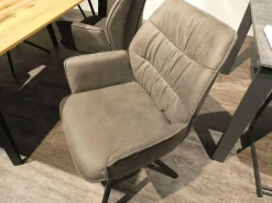 Niehoff Essgruppen|Essgruppe Taiga Tappas Sessel Stoff Aberdeen Anthrazit Gestell Eisen Schwarz Tisch Balkeneiche Natur Massiv