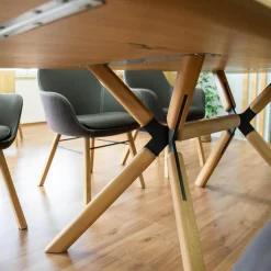 Wimmer Essgruppen|Essgruppe Z42 Kreuztisch Rustikale Asteiche Hartwachsöl Bianco Äste Kreuzgstell Holz Metall RAL7021 Schwarzgrau Mit 6 ZS110 Stühlen