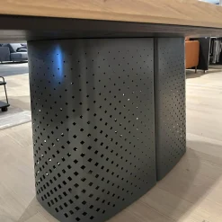 Rolf Benz Esstische|Esstisch 929-212 In Massivholz Eiche Geölt Gestell In Stahl Glatt Lackiert Umbragrau