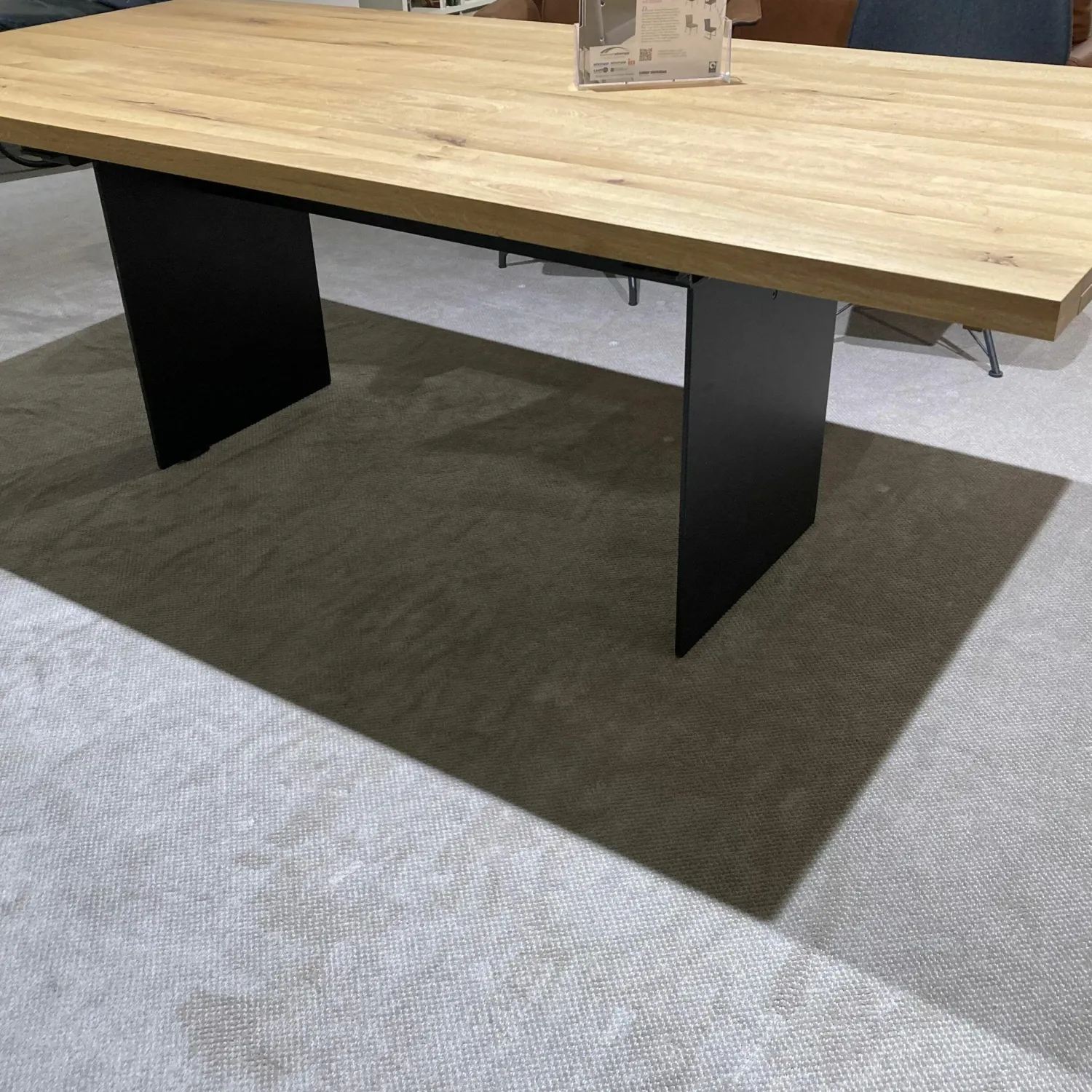 Contur Esstische|Esstisch 3110.1.2.220.1 Platte Astige Eiche Gestell Rohstahl Schwarz Mit 2 Klappeinlagen