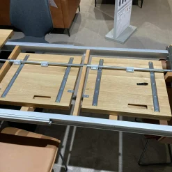 Contur Esstische|Esstisch 3110.1.2.220.1 Platte Astige Eiche Gestell Rohstahl Schwarz Mit 2 Klappeinlagen