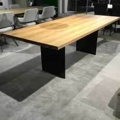 kf furniture Esstische|Esstisch 3110.1.2.220.1 Platte Eiche Astig Wangengestell Rohstahl Schwarz mit Klappeinlage