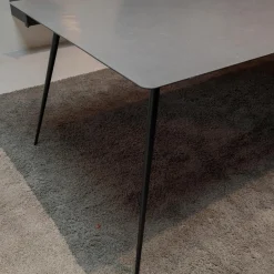 Extendo Esstische|Esstisch Spillo Platte Portland Grau Gestell Schwarz