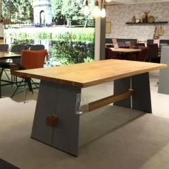 Bert Plantagie Esstische|Esstisch Amar Asteiche Geölt Gestell Stahl Feinstruktur Grau