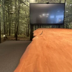 Riva1920 Esstische|Esstisch Auckland Platte Holz Kauri Oberfläche Geschliffen Gestell Natureisen Geölt Schwarz