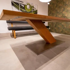 Pönnighaus Esstische|Esstisch Balance Wildeiche Massiv Fußplatte Edelstahl