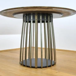 Janua Esstische|Esstisch Basket Stein Platte Rainforest Green Grün Gestell Messinglasur Bronze