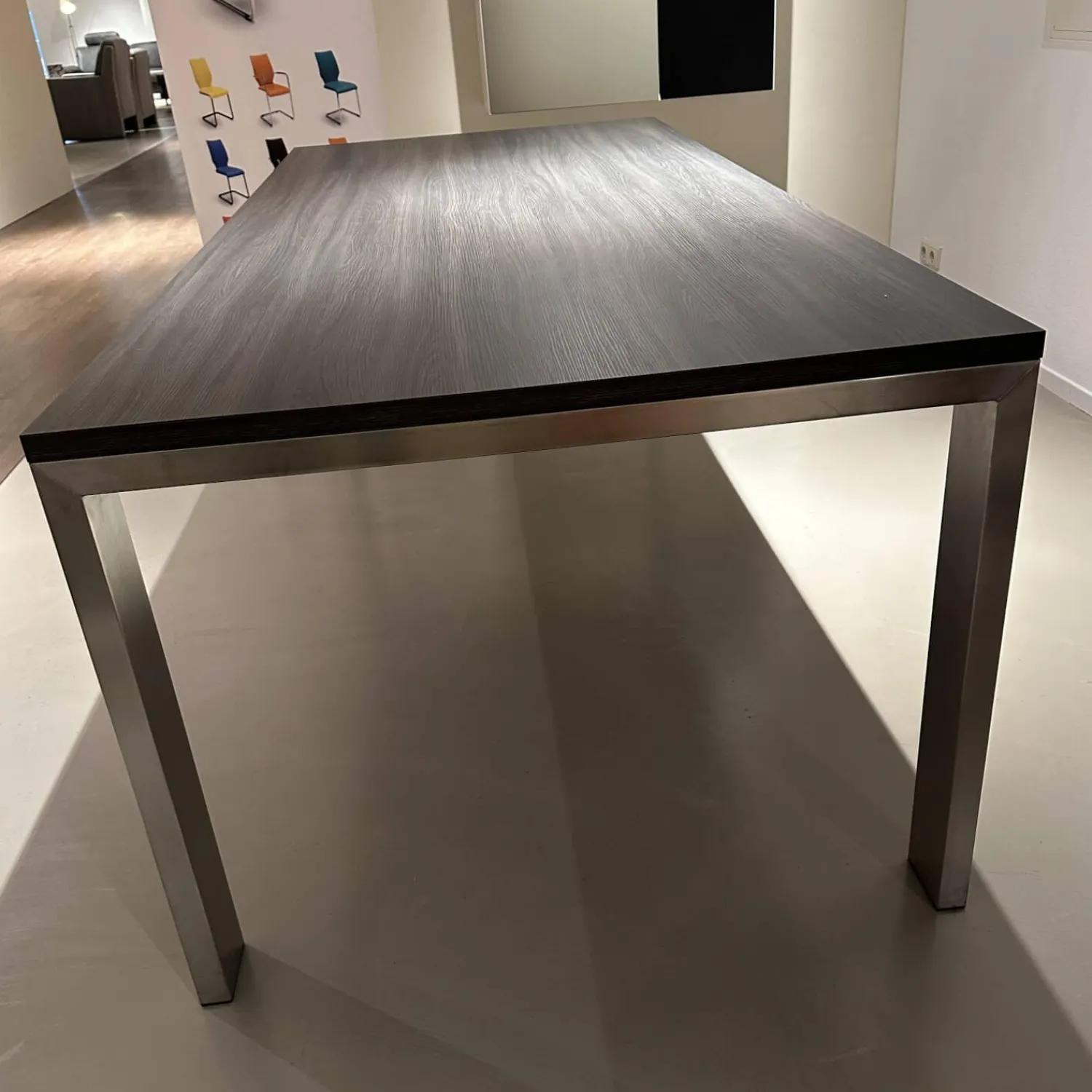 Bert Plantagie Esstische|Esstisch Bridge Tischplatte Hpl Duropal Open Ovid Muskat RVS 37011 Schwarz Braun Gestell Metall Chrom