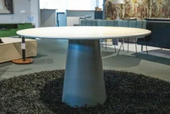 COR Esstische|Esstisch Conic Mineralwerkstoff Platte Arctic White Weiß Pulverbeschichtet Gestell Mausgrau